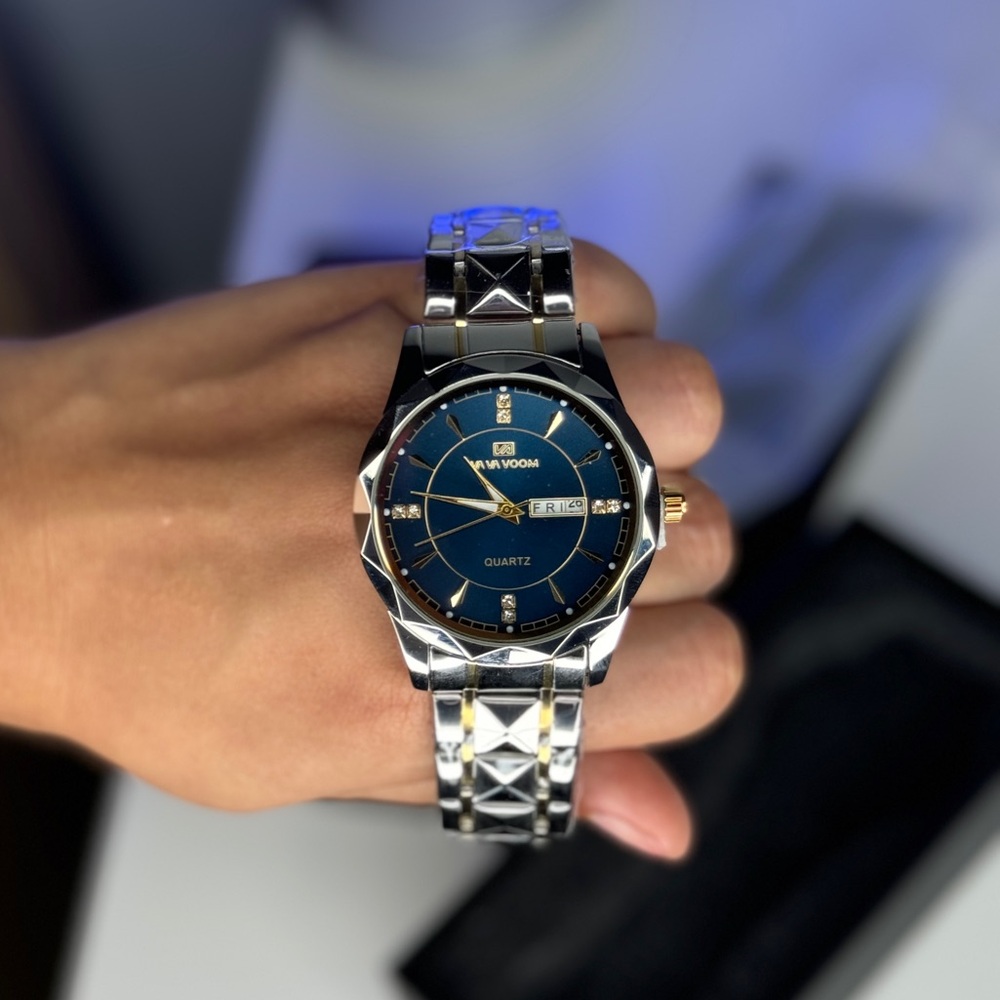 Men's luxury silver watch